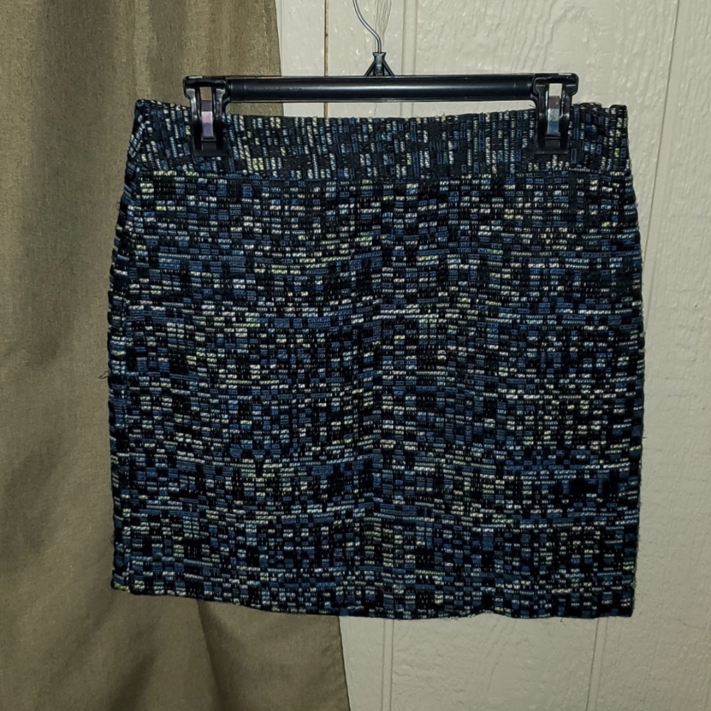 Loft lined skirt size 4